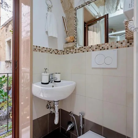 Apartahotel Dimora Il Solstizio - Sanctuary Where Light Meets